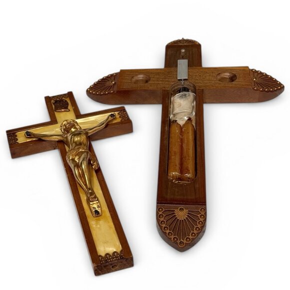 Vintage Last Rights Crucifix Sacrament Set From the 1940's - Picture 5 of 17